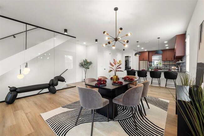 Building Photo - 212 W Euclid Ave