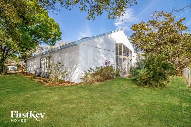 Building Photo - 1454 Marigold Dr