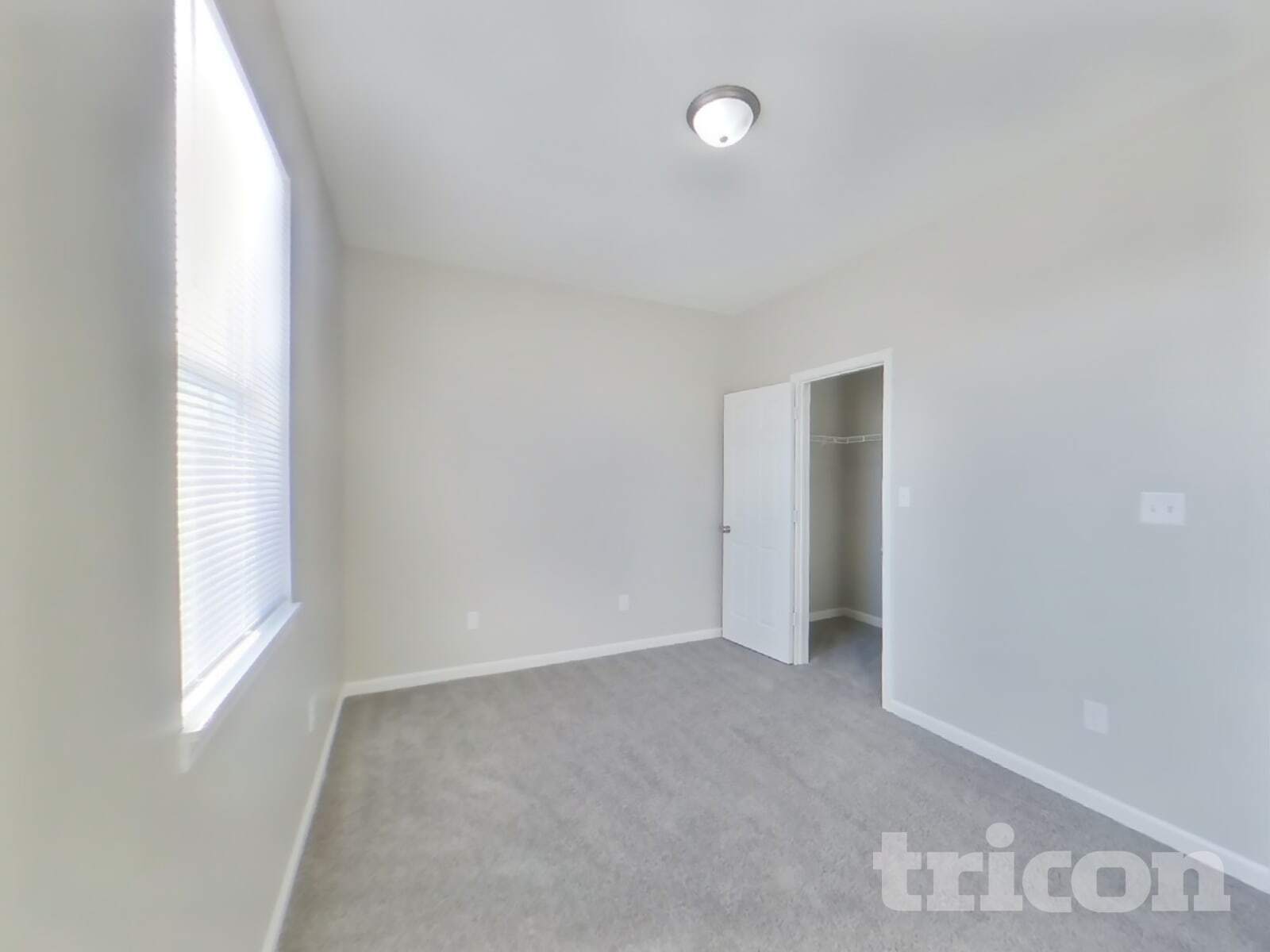 Building Photo - 5367 Shamus Dr