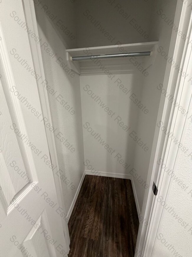 Building Photo - 2621 Aldrich Rd