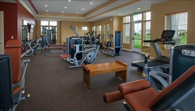 Building Photo - TWO BEDROOM TOWNHOUSE WITH LOFT AND PRIVTE...