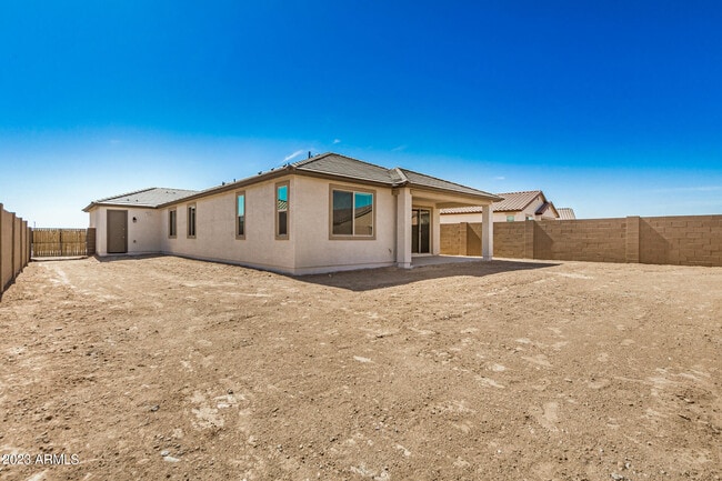 Building Photo - 2503 S 180th Dr