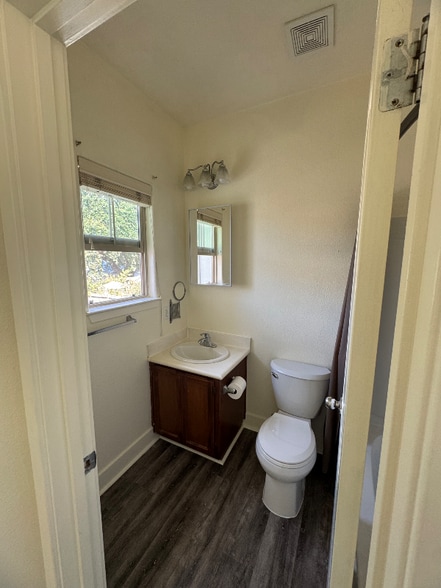Building Photo - 1489 Trombetta St