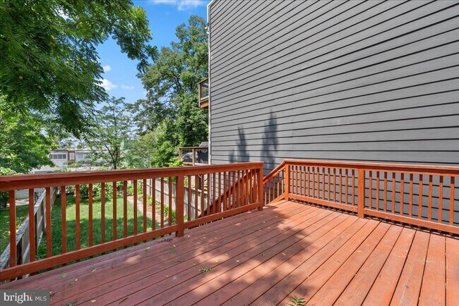 Building Photo - 1273 Oates St NE