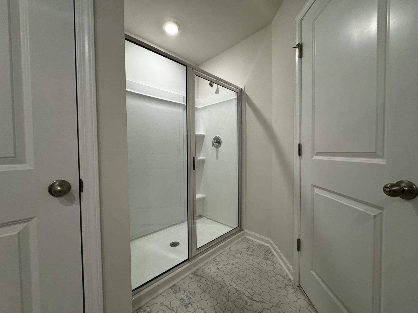 Building Photo - 745 Embark Cir