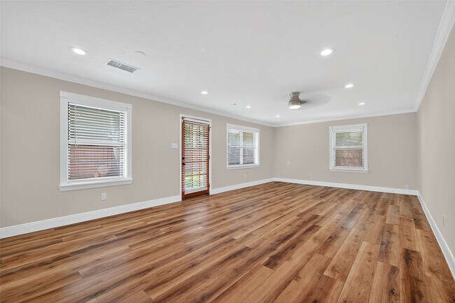 Building Photo - 4038 Cheena Dr