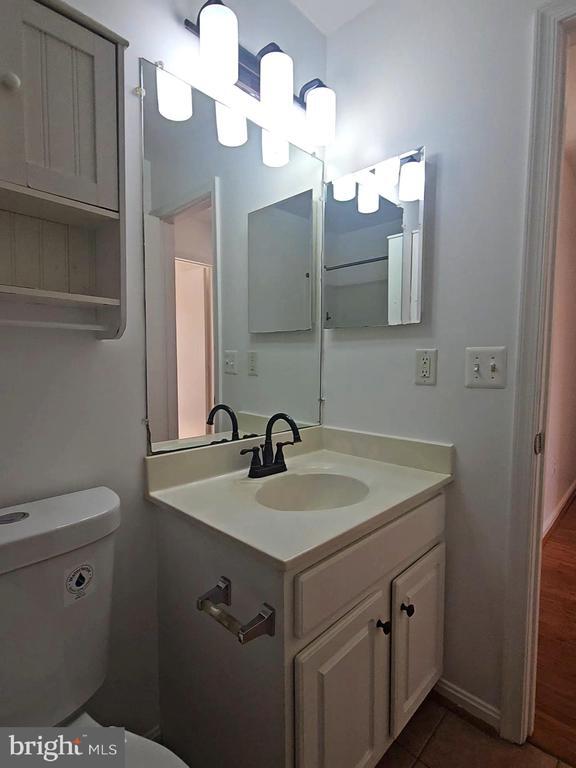 Building Photo - 19437 Rayfield Dr