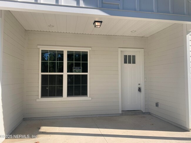 Building Photo - 5871 Collins Rd