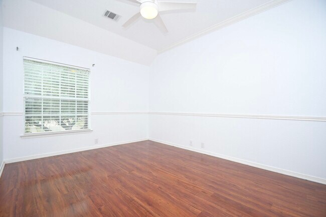 Building Photo - 6223 Presidio Canyon Dr