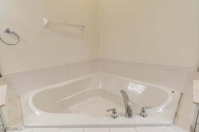 Building Photo - 7844 Clemson St