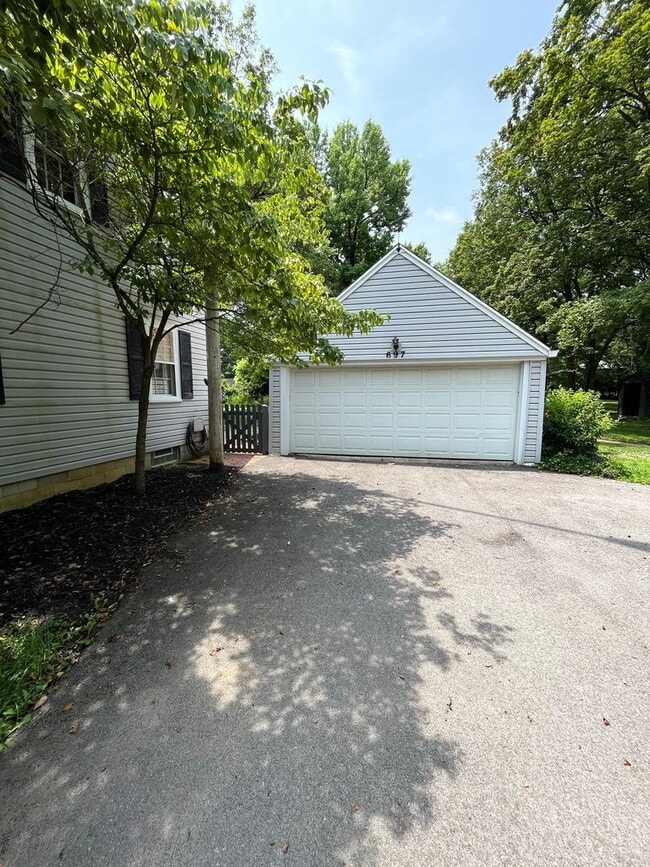 Building Photo - Charming 3-Bedroom Home in Reynoldsburg – ...