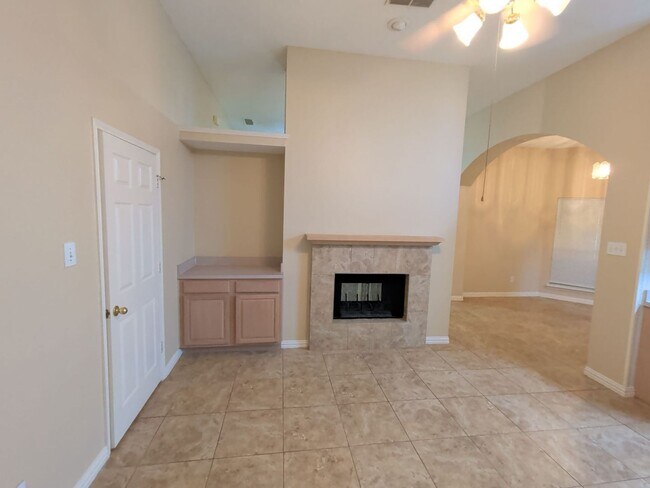 Building Photo - 4819 Brady Ct
