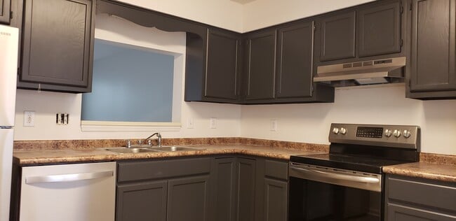 Building Photo - 4385 Baylor St