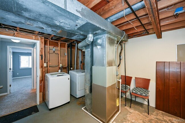 Building Photo - 835 Knickerbacker Dr