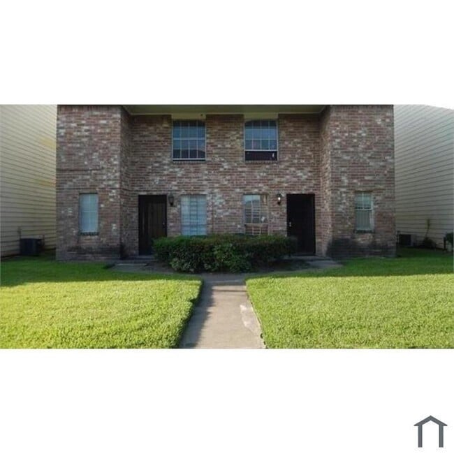 Primary Photo - 12311 Ormandy St