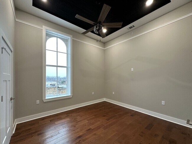 Building Photo - Top of the Line Apartments in Batesville