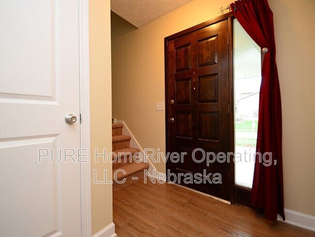 Building Photo - 2121 S 163rd Cir