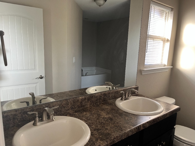 Building Photo - 18169 Cardinal Ln