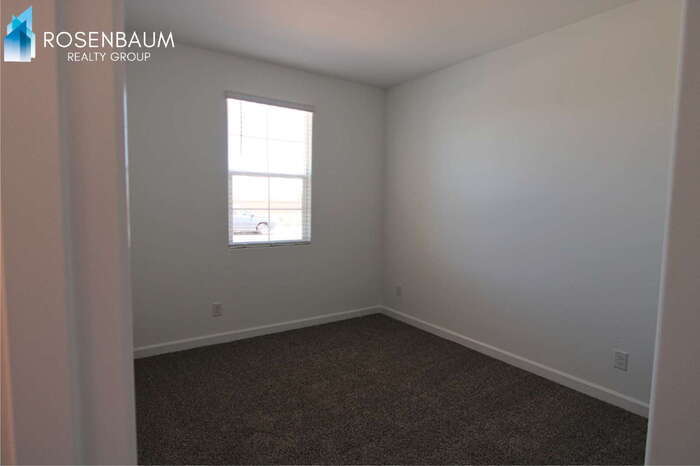 Building Photo - 38095 W Cannataro Ln