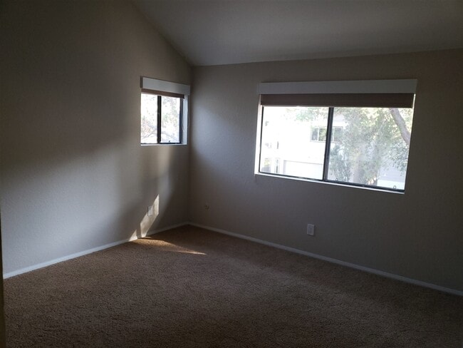 Building Photo - 4360 Caminito Pintoresco