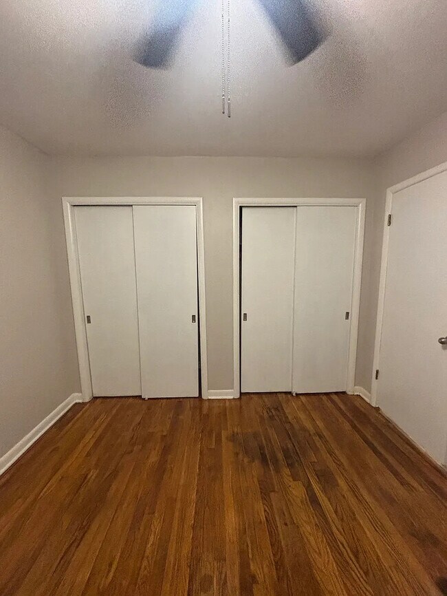 Building Photo - Duplex