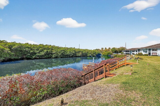 Building Photo - 950 S Kanner Hwy