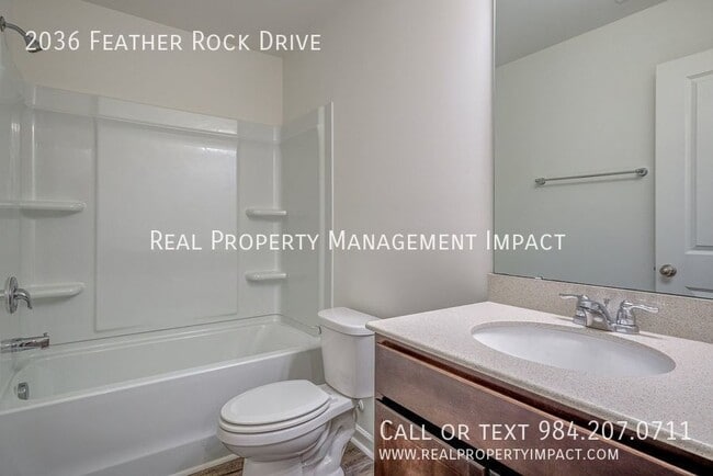 Building Photo - 2036 Feather Rock Dr