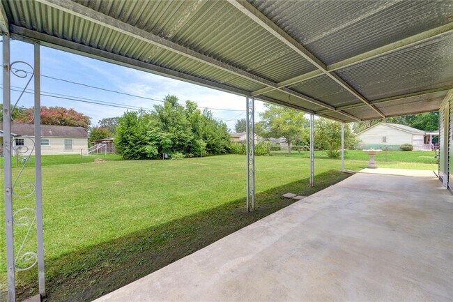 Building Photo - 10111 Fonville Dr