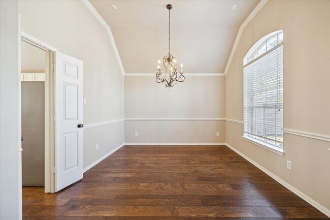 Building Photo - 11819 Amyford Bend