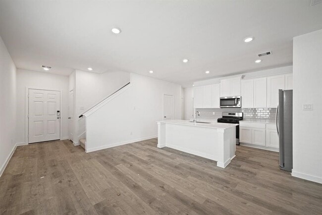 Building Photo - 3930 Windy Whisper Dr
