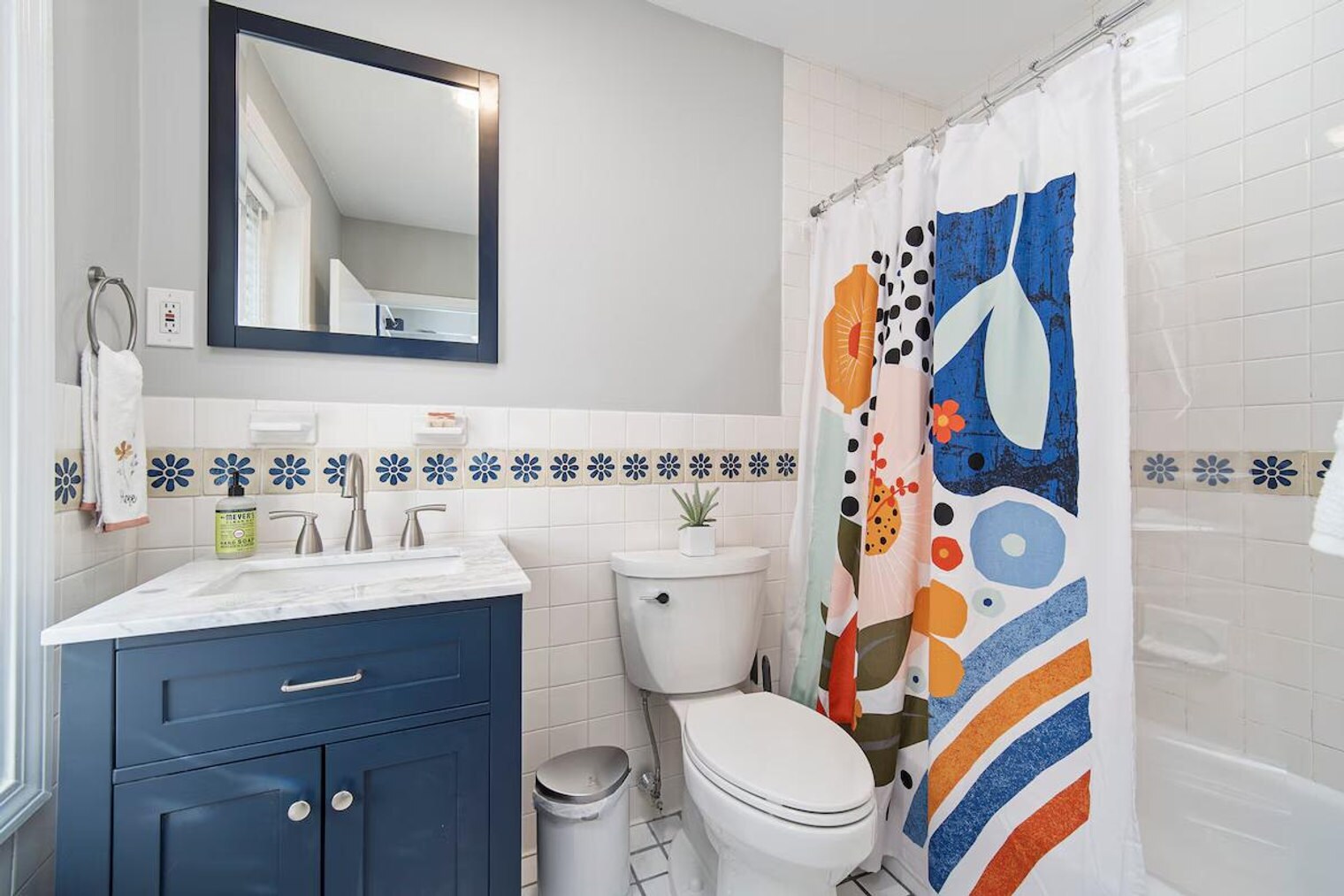 Building Photo - 350 North St