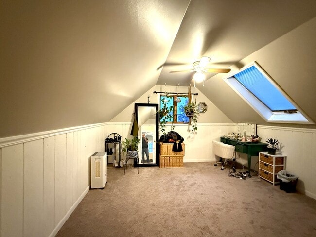 Building Photo - 10740 Monitor Ave