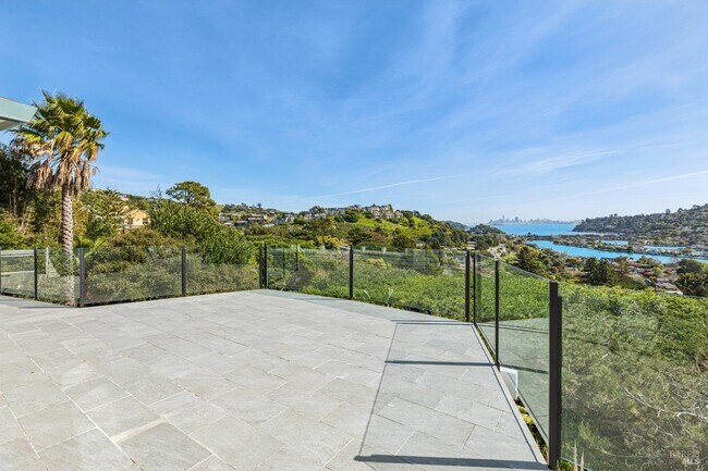 Building Photo - 95 Spring Ln