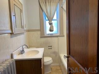 Building Photo - 830 Carnegie Ave