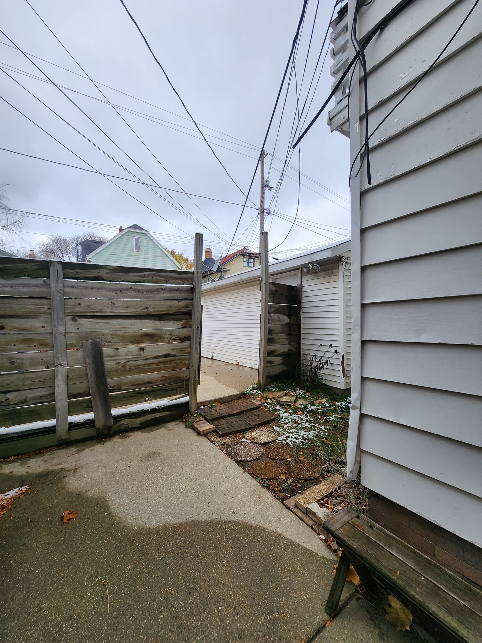 View to back parking - 2107 N 51st St