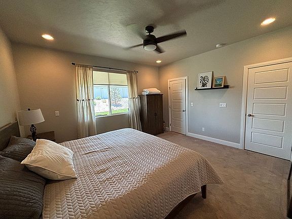 Building Photo - 5773 W Riva Capri St