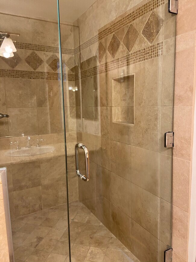 Primary shower - 1270 Bryant Pl