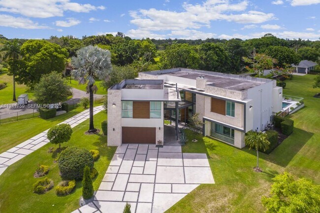 Building Photo - 14305 Stirling Rd