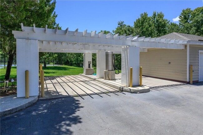 Building Photo - Condo for Lease with Resort Amenities