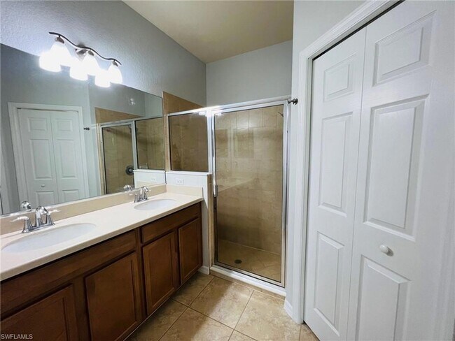 Building Photo - 21379 Bella Terra Blvd