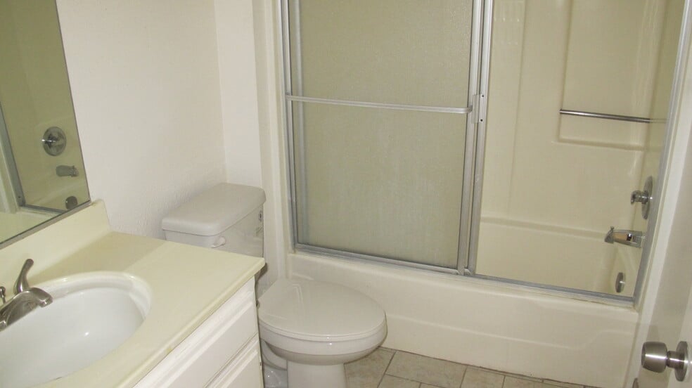 Building Photo - 7020 Coldwater Canyon Ave