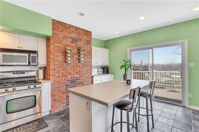 Building Photo - 3127 Josephine St