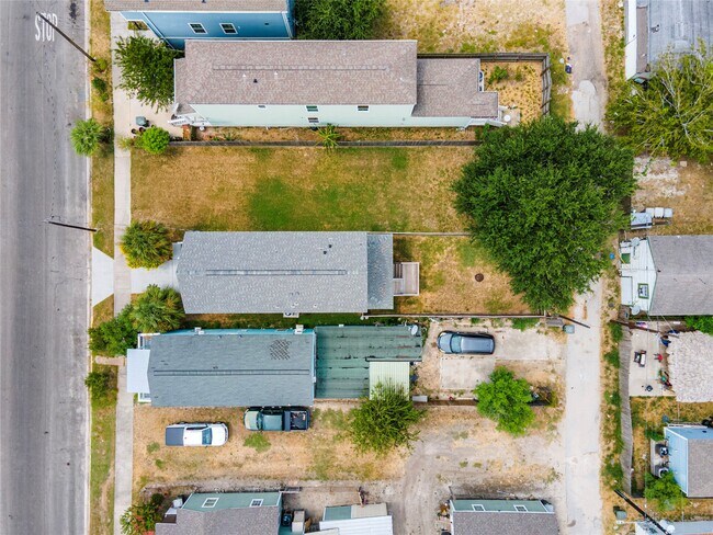 Building Photo - 5618 Avenue M