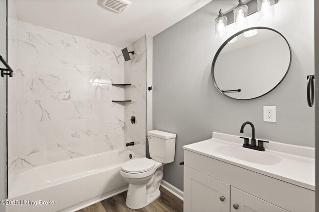 Building Photo - 2222 Duncan St