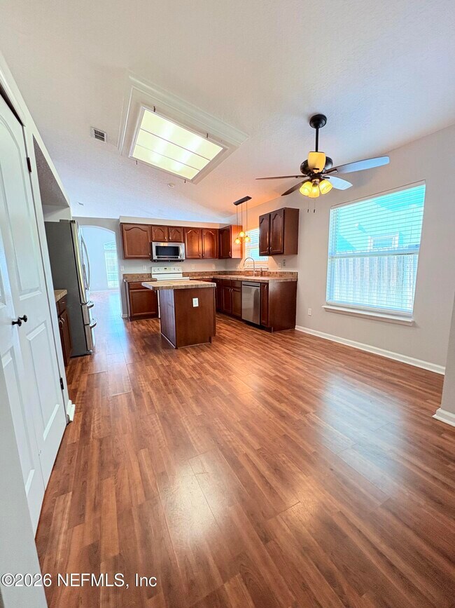 Building Photo - 12107 Livery Dr