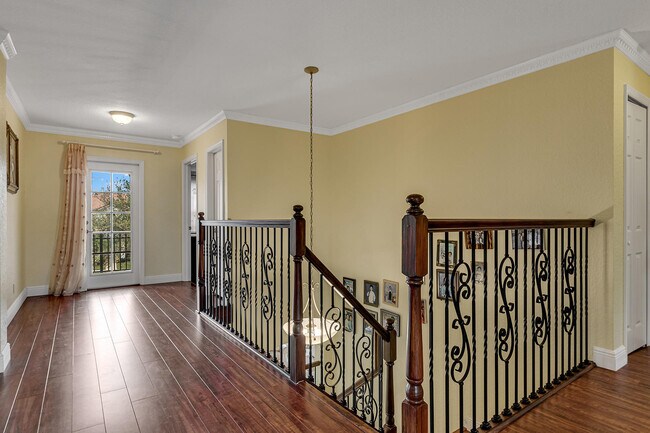 Building Photo - 8134 Bautista Way