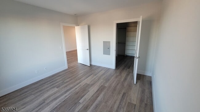 Building Photo - 228 Park Ave