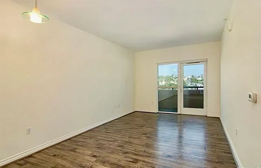 Building Photo - 550 15th St