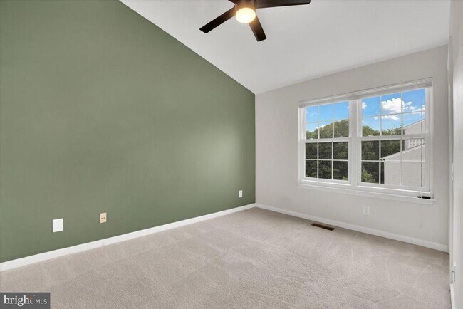 Building Photo - 5995 Terrapin Pl