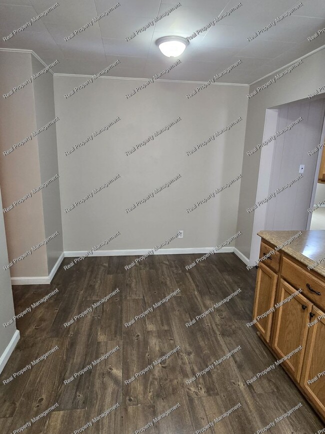 Building Photo - 4 Bedroom South Hammond Ranch